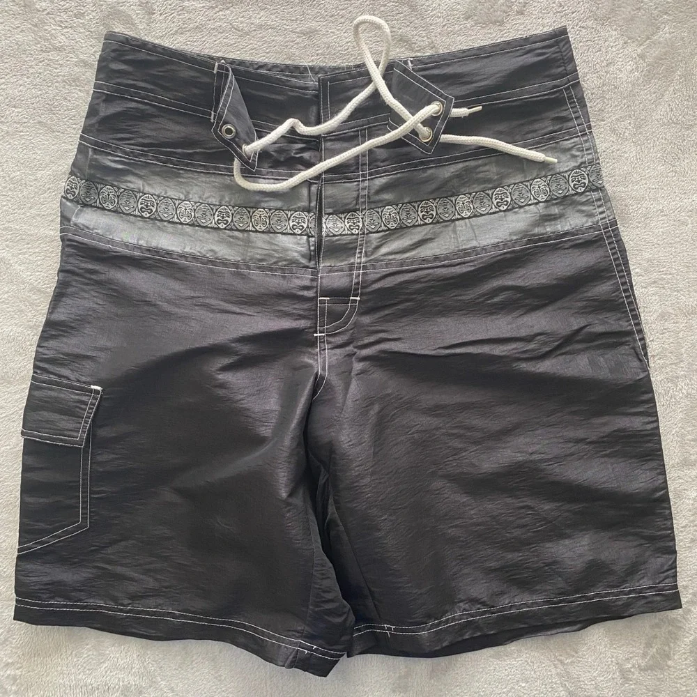 Utility Mens Tiki Mask Board Shorts Black Contrast Stitch Swim Trunks Size 30